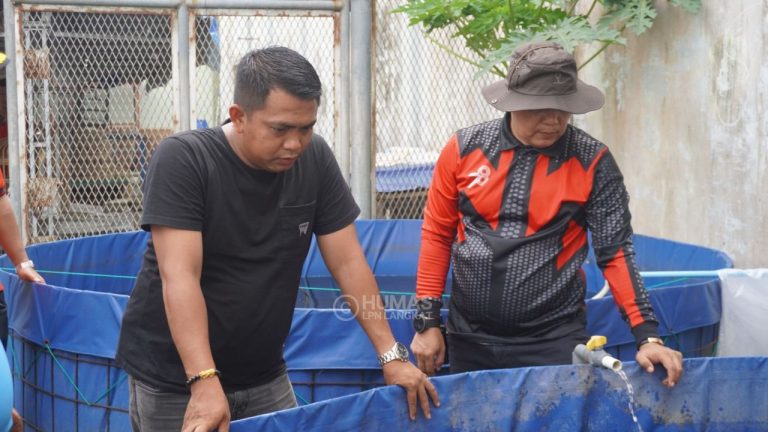 FE0A27C1-80A8-4E4E-B57C-F00FBF8D9B37