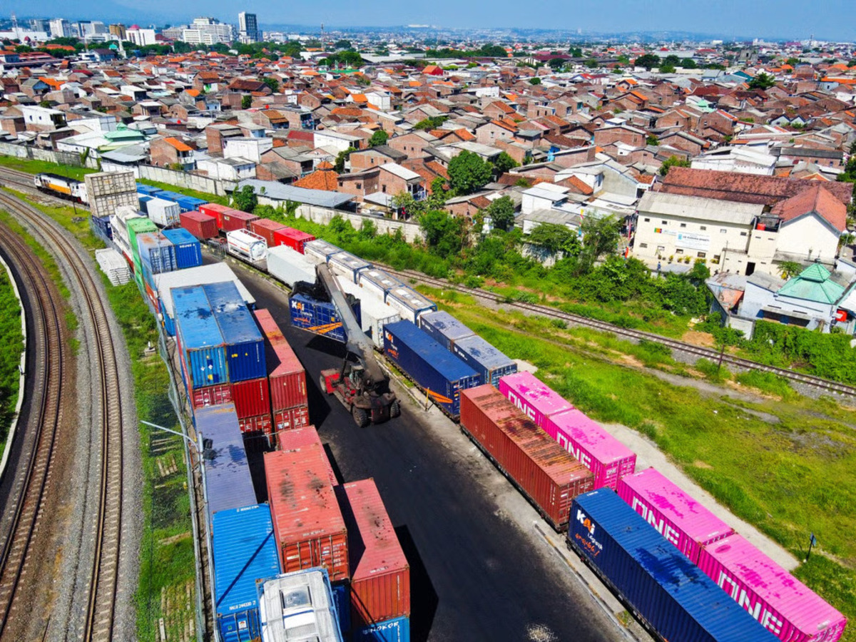 KAI Logistik Kelola Lebih dari 15 Juta Ton Barang