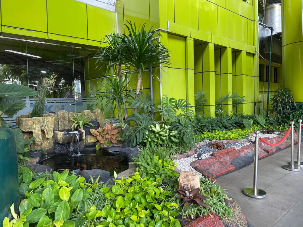 KAI Daop 1 Jakarta Harmoni dalam Operasi, Hijau dalam Aksi – Merawat Keselamatan dan Keseimbangan Alam