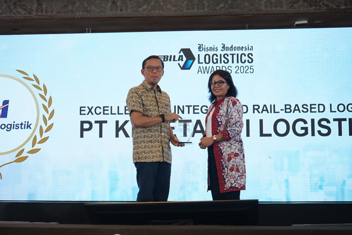 KAI Logistik Raih Penghargaan “Excellence in Integrated Rail-Based Logistics Solutions”