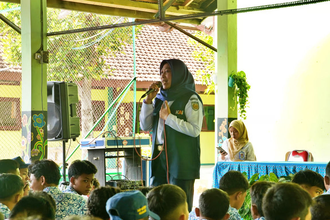 KAI Daop 7 Madiun Ajak Generasi Muda Tidak Lakukan Aksi Vandalisme Sekaligus Berperan Aktif Turut Jaga Keselamatan dan Keamanan Perjalanan Kereta Api