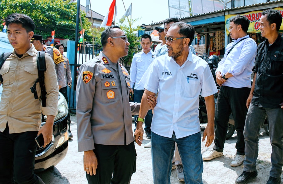 Kapolres Purwakarta Kunjungi Sekretariat PWI
