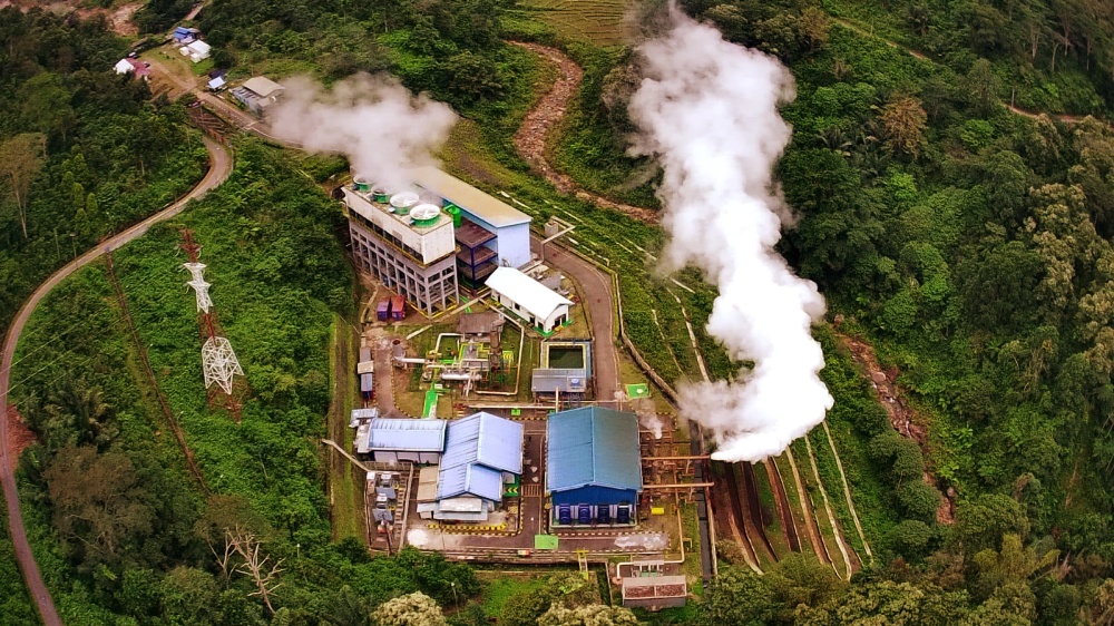 PLN dan The Climate Group Teken MoU Kembangkan Produk Energi Hijau