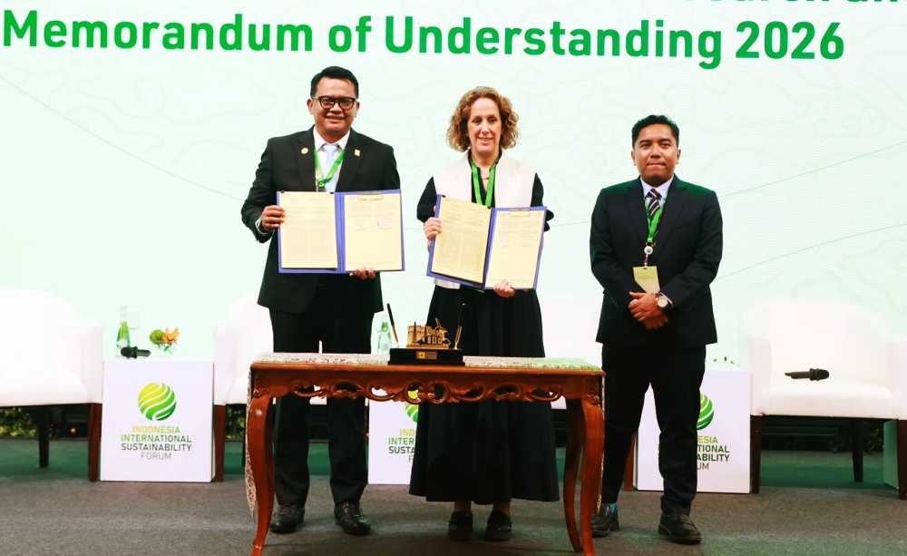 PLN dan The Climate Group Teken MoU Kembangkan Produk Energi Hijau