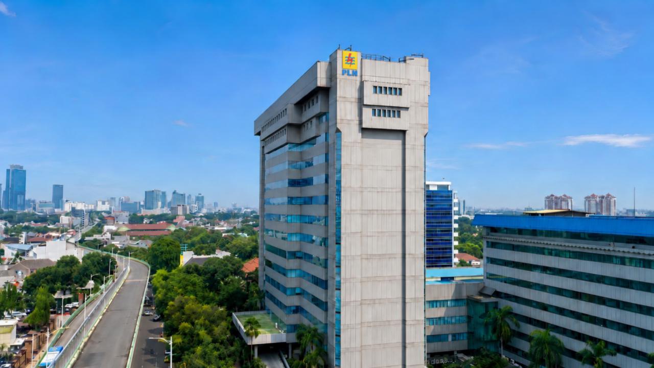 Suroso Isnandar Direktur Utama PLN