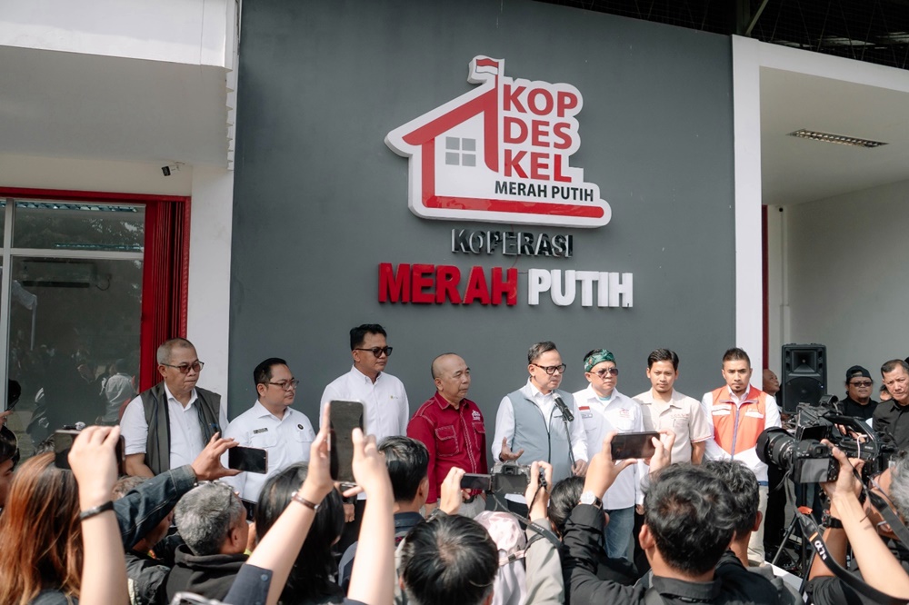 PLN dan Wamendagri Dorong Transaksi Listrik Mudah Lewat KDKMP di Jawa Barat